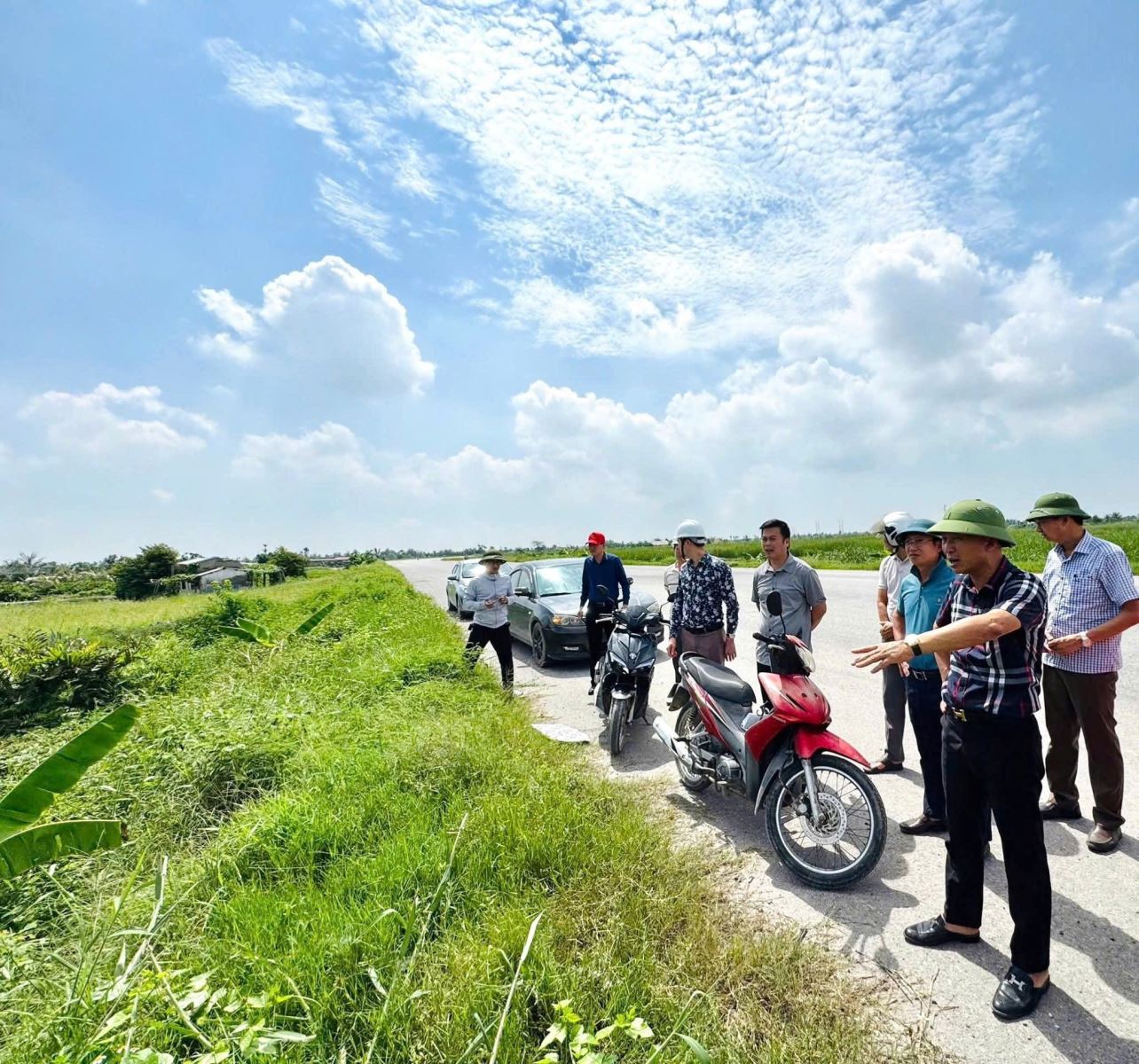 Kiến Hưng tập trung chỉ đạo sản xuất vụ mùa 2025: Phối hợp chặt chẽ giữa Khuyến nông cơ sở và chính quyền địa phương