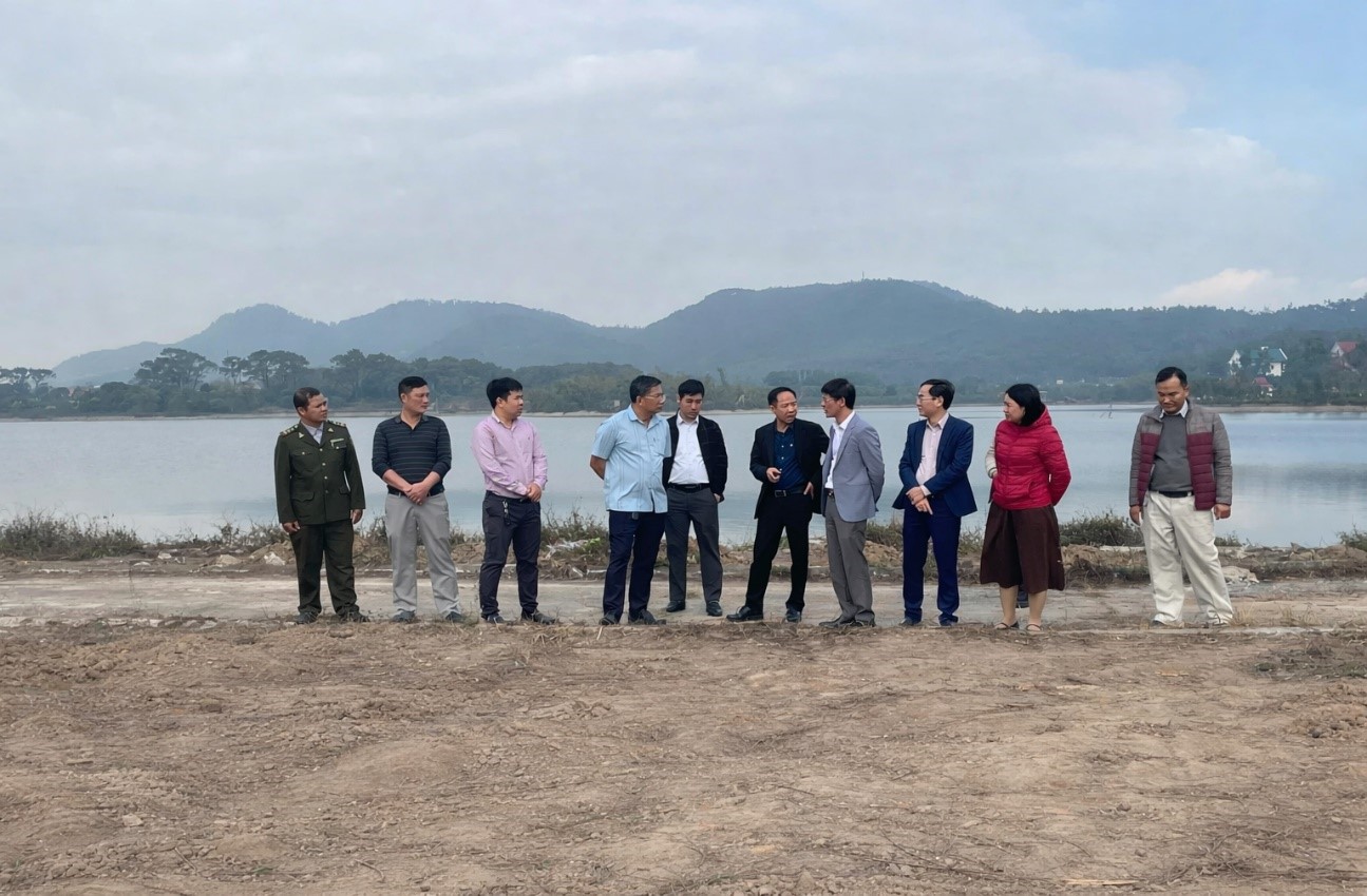 Lãnh đạo Sở Nông nghiệp và Môi trường kiểm tra, chỉ đạo công tác chuẩn bị " Tết trồng cây mùa Xuân 2026"