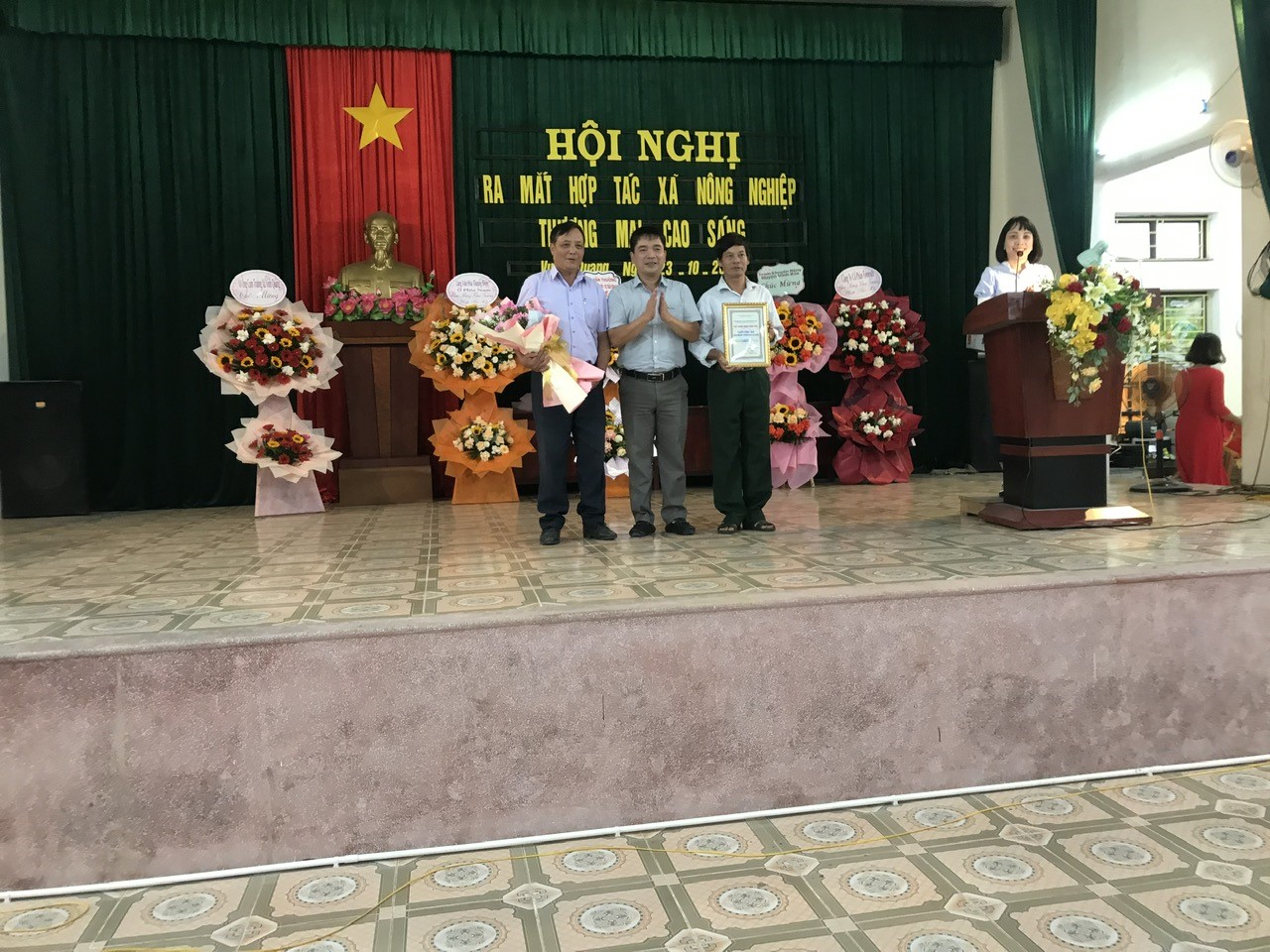 Tổ Khuyến nông cộng đồng xã Vinh Quang tư vấn thành lập Hợp tác xã Nông nghiệp thương mại Cao Sáng